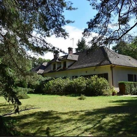 Les Genebruyeres - L'Histoire D'Un Reve Bed & Breakfast Aubigny sur Nere Bagian luar foto